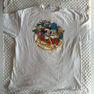 Vintage style Christmas  Mickey & Friends T-shirt XL